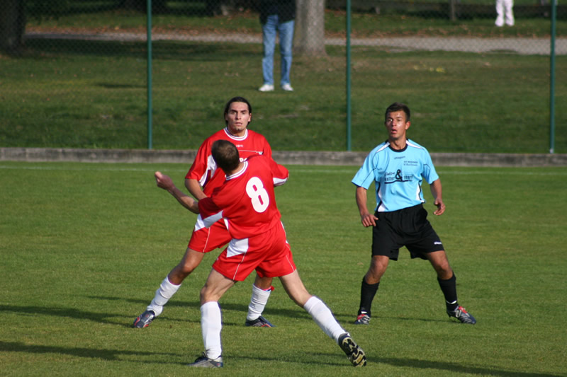 gal/08. Spieltag- SV Reischach-Rasen/2006-10-24 - SVR gg. Rasen-Antholz 059.jpg